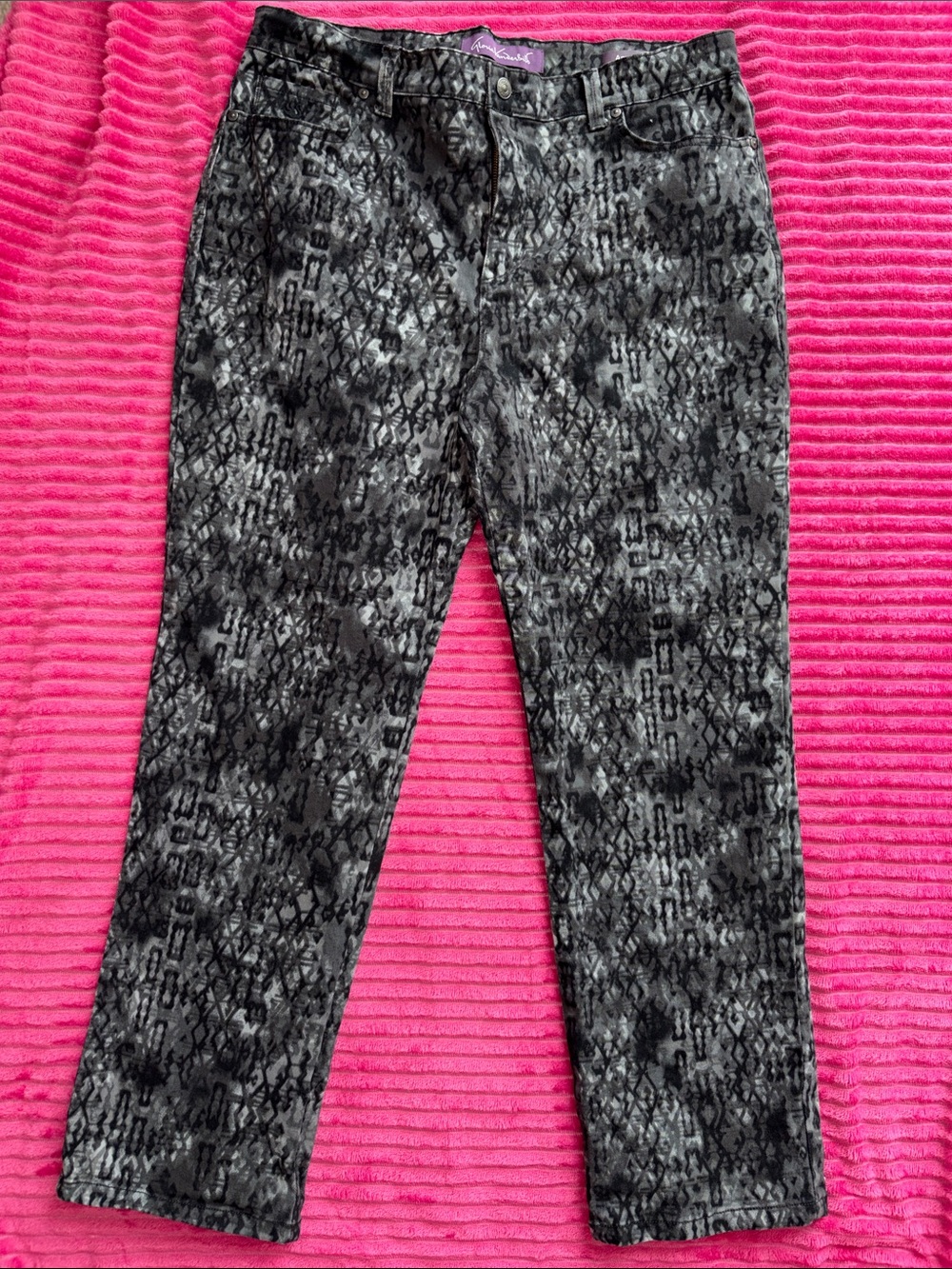 Gloria Vanderbilt Gray and Charcoal black white  abstract Jeans “Amanda” Size 16